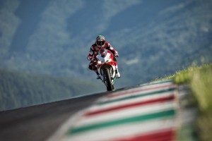 开云下载|中国女足备战亚洲杯 新帅亮相强调团队精神与战术革新