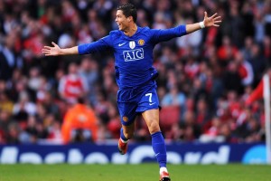 kaiyun：姆巴佩梅开二度助巴黎圣日耳曼逆转取胜 法甲争冠悬念再起